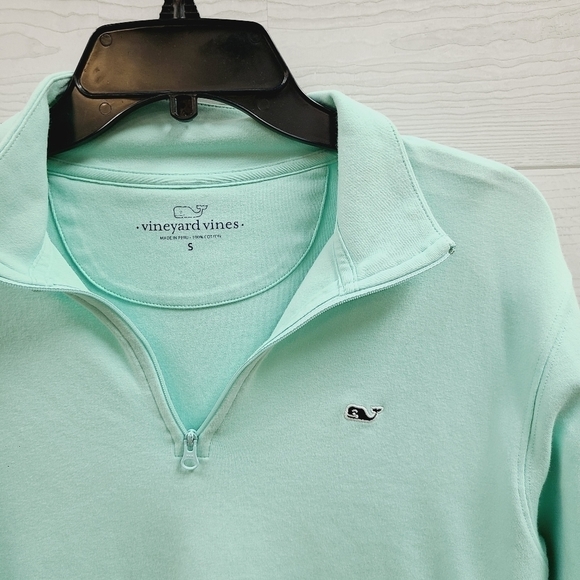 Vineyard Vines Pull Over Jacket - Picture 2 of 7